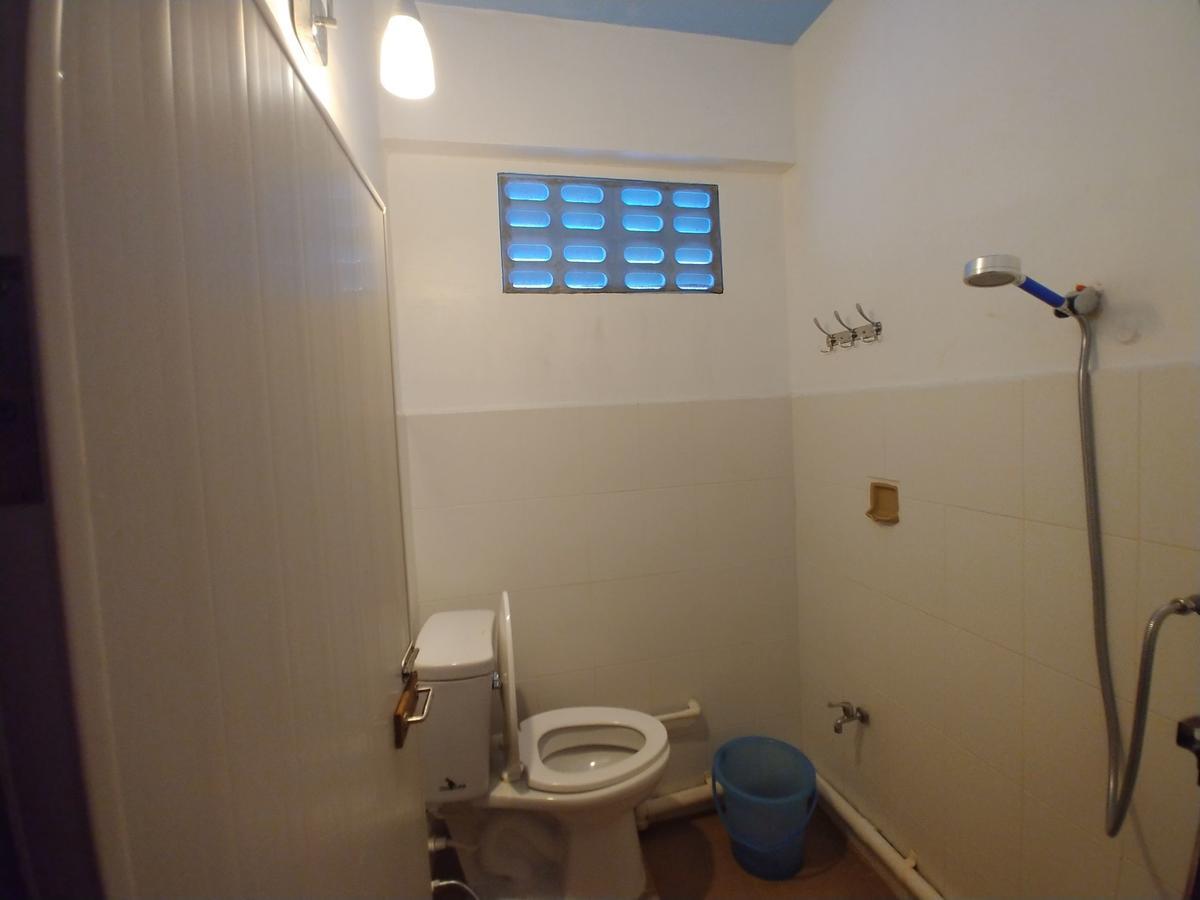 Prasuri Guest House Банкок Екстериор снимка